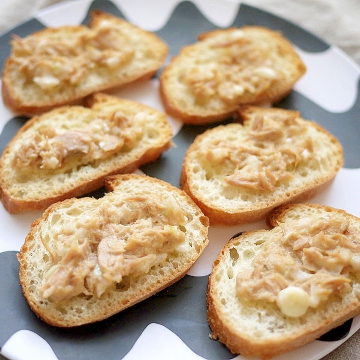 一度食べたら止まらない フランスパンでツナトースト レシピ 作り方 By ハイジ8515 楽天レシピ